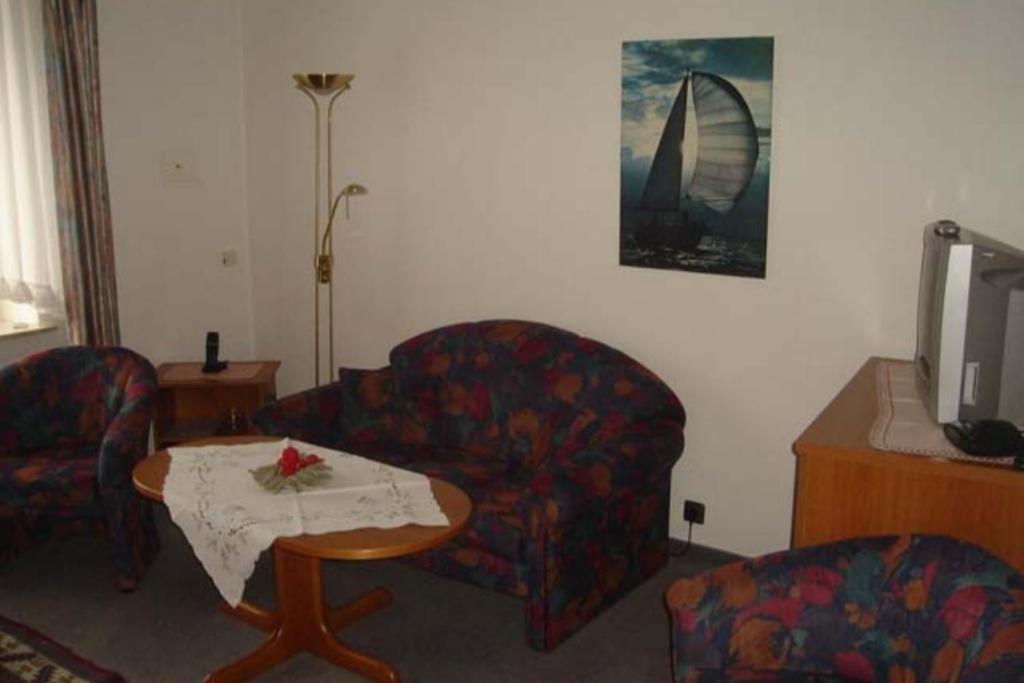 Haus Dwarsloeper, Ferienwohnung 5 Куксхавен Екстериор снимка